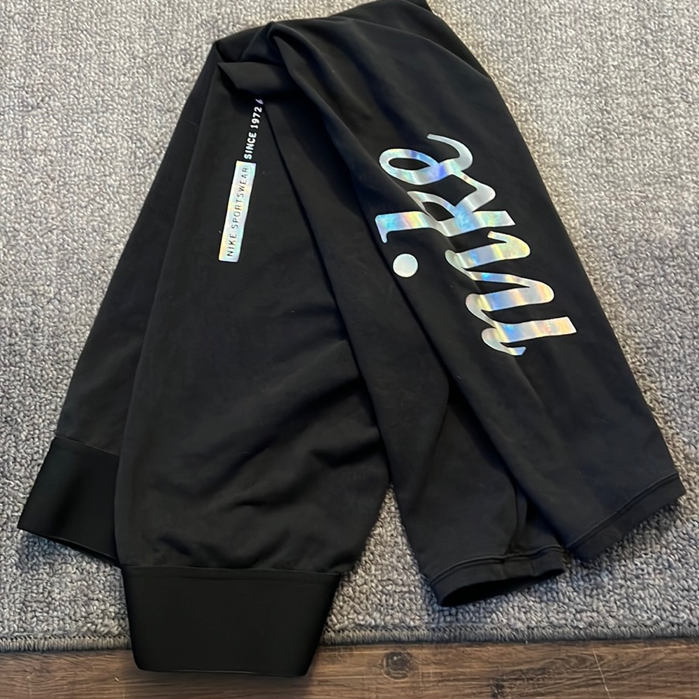 Black Nike Leggings